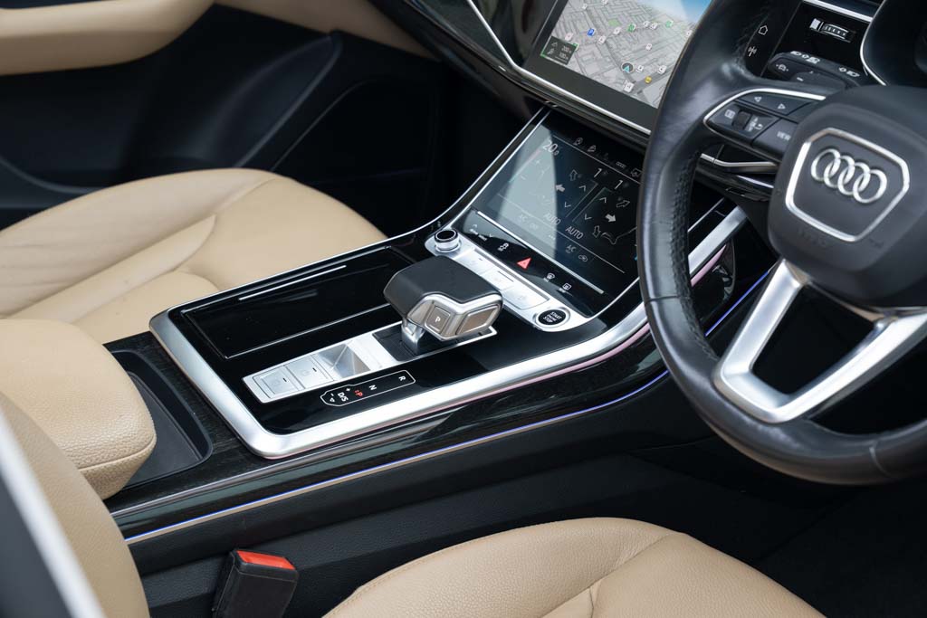 AUDI Q7 Technology 55 TFSI