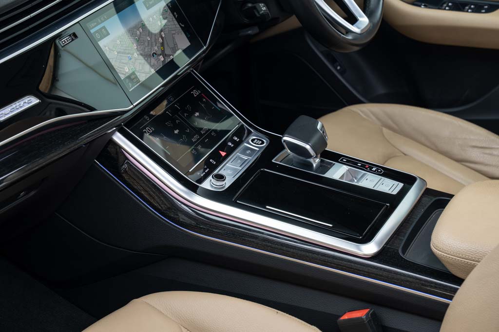 AUDI Q7 Technology 55 TFSI