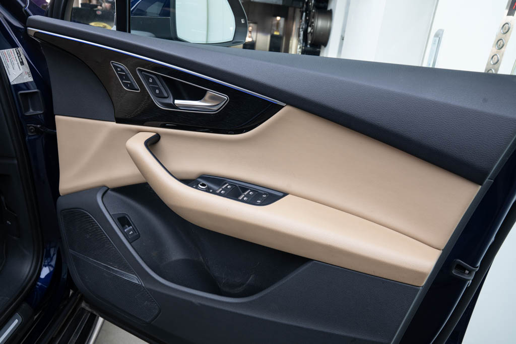 AUDI Q7 Technology 55 TFSI