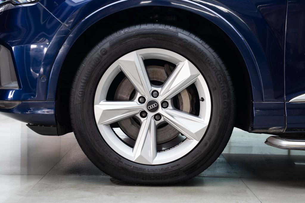 AUDI Q7 Technology 55 TFSI