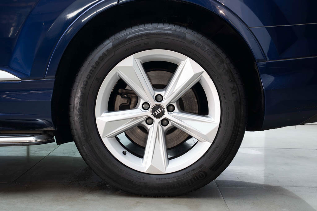 AUDI Q7 Technology 55 TFSI