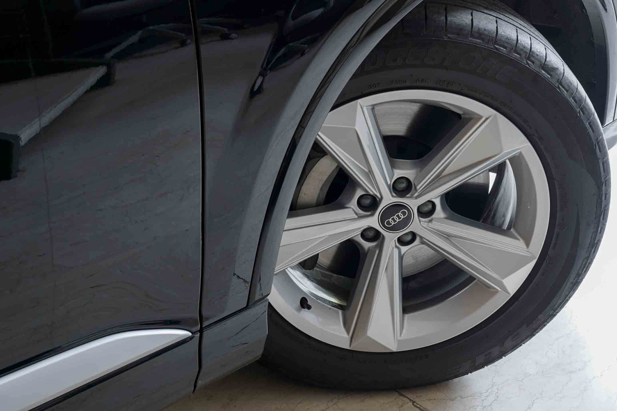 AUDI Q7 TECHNOLOGY 55 TFSI