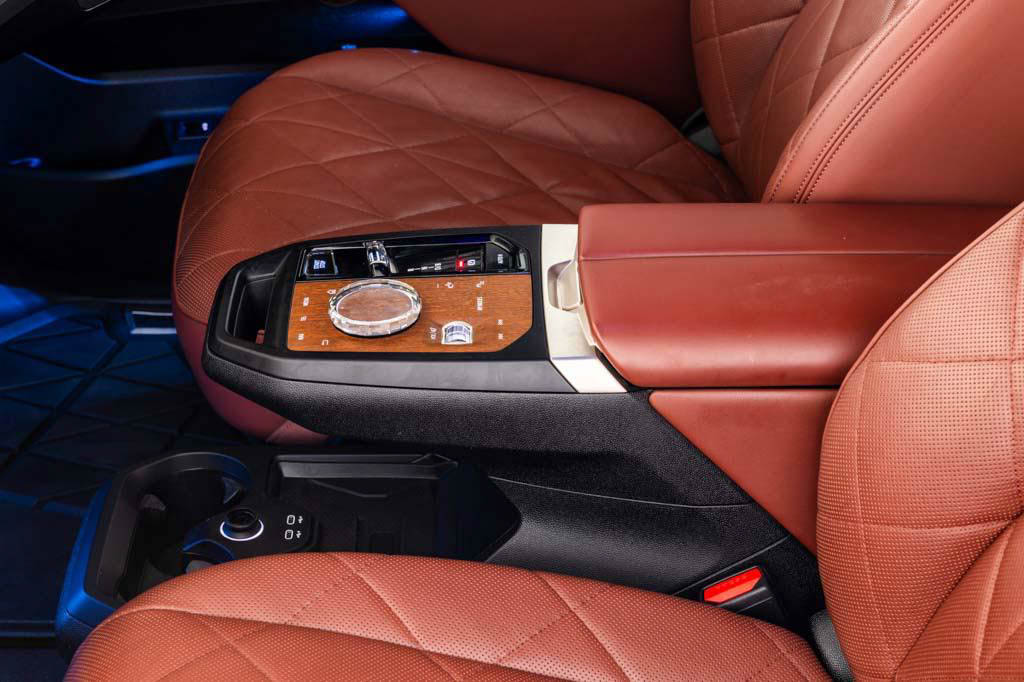 BMW IX XDRIVE40