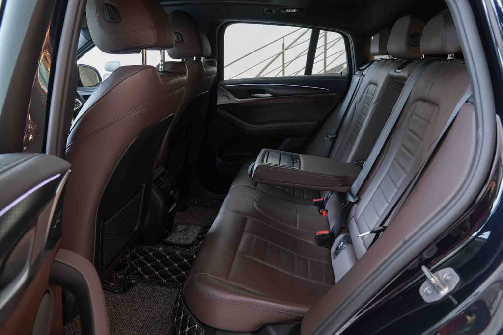 BMW X4 XDRIVE30d M SPORT X SILVER SHADOW EDITION