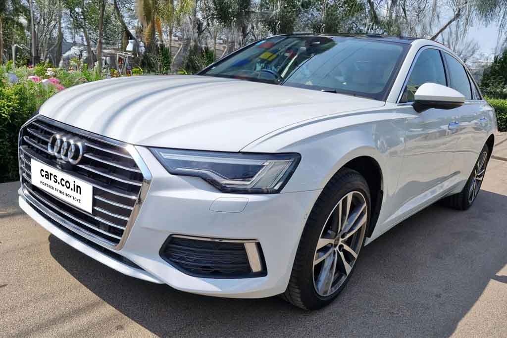 AUDI A6 45 TFSI Technology 