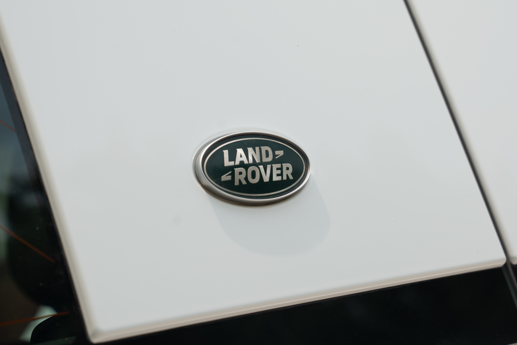 Land Rover Defender 110 P300 HSE