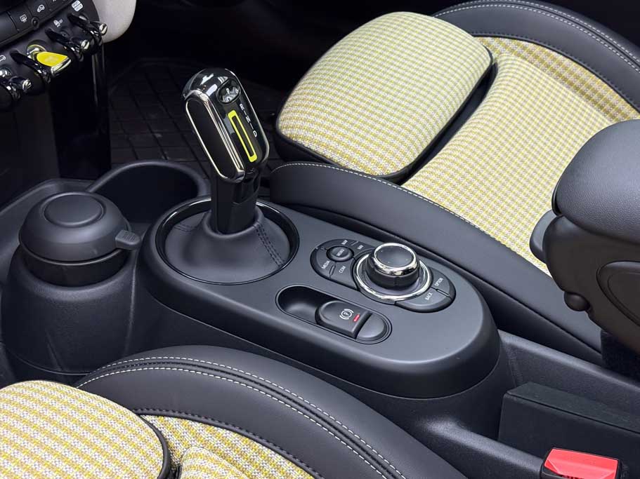 Mini Cooper SE 