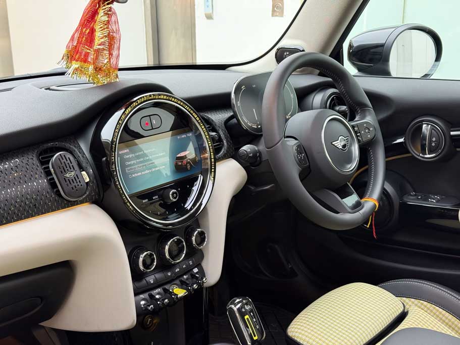 Mini Cooper SE 