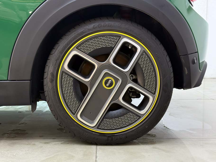 Mini Cooper SE 