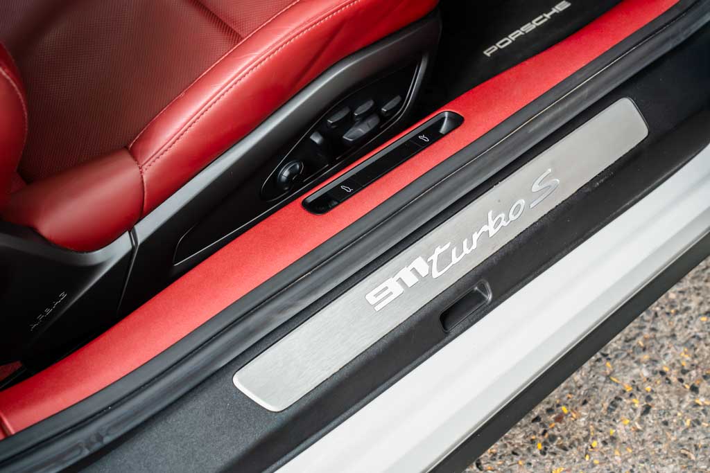 Porsche 992 911 Turbo S