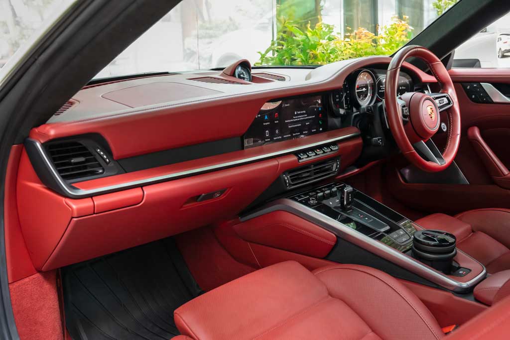 Porsche 992 911 Turbo S