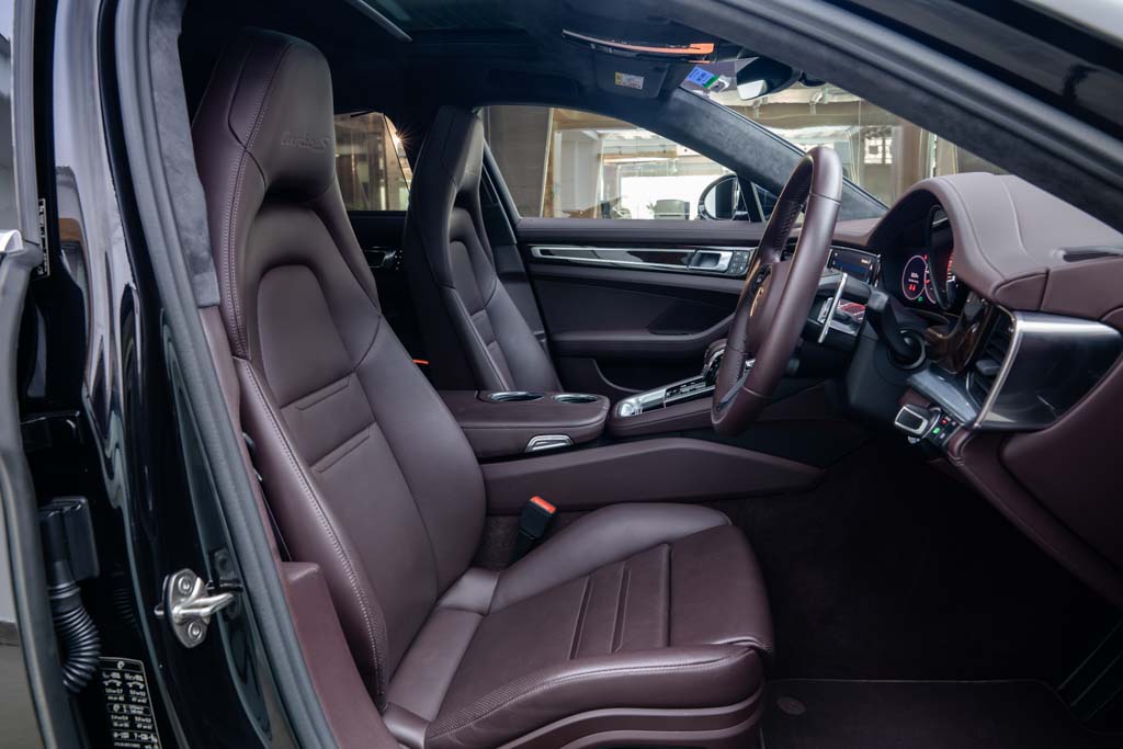 Porsche Panamera Turbo S