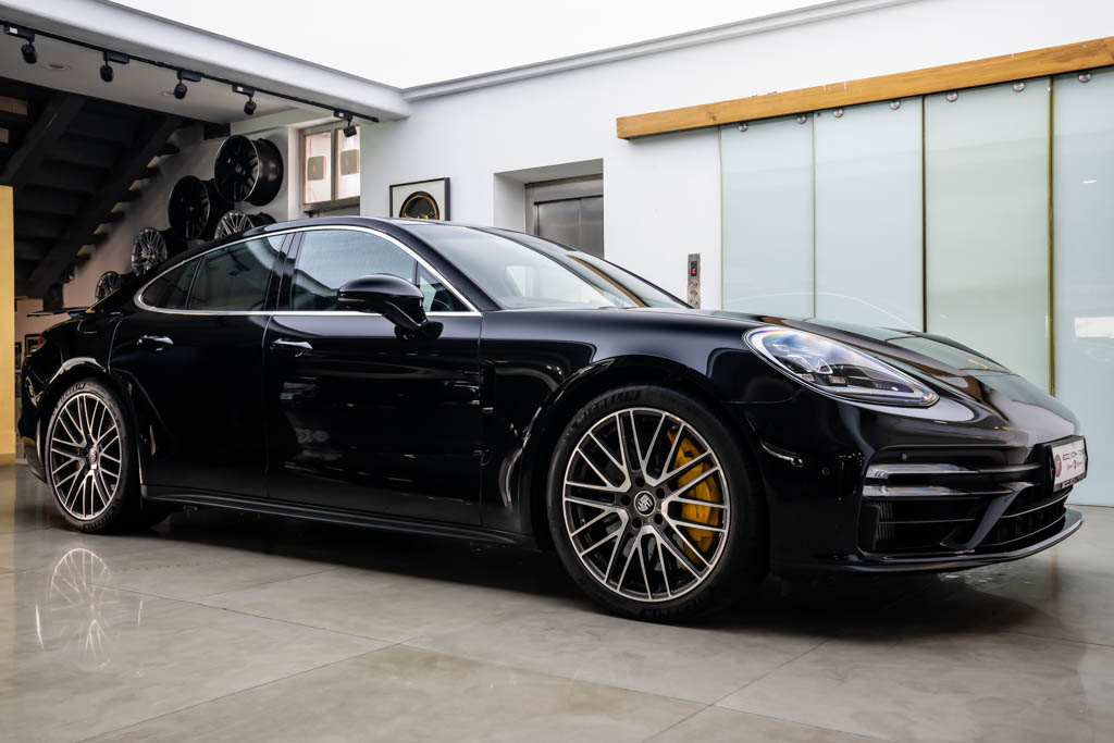 Porsche Panamera Turbo S