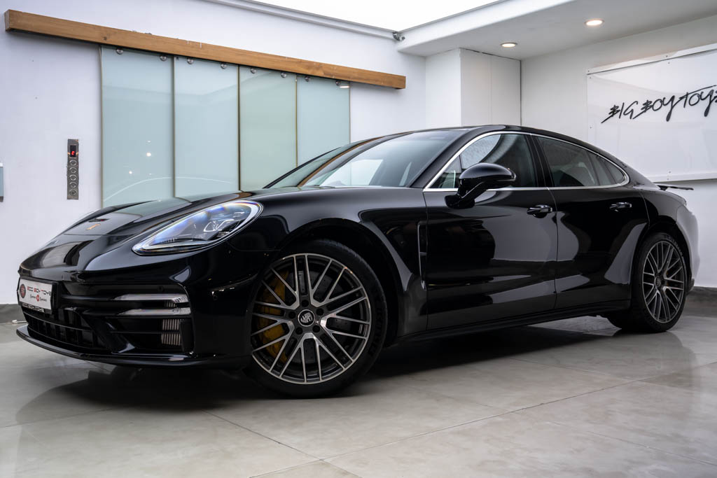 Porsche Panamera Turbo S