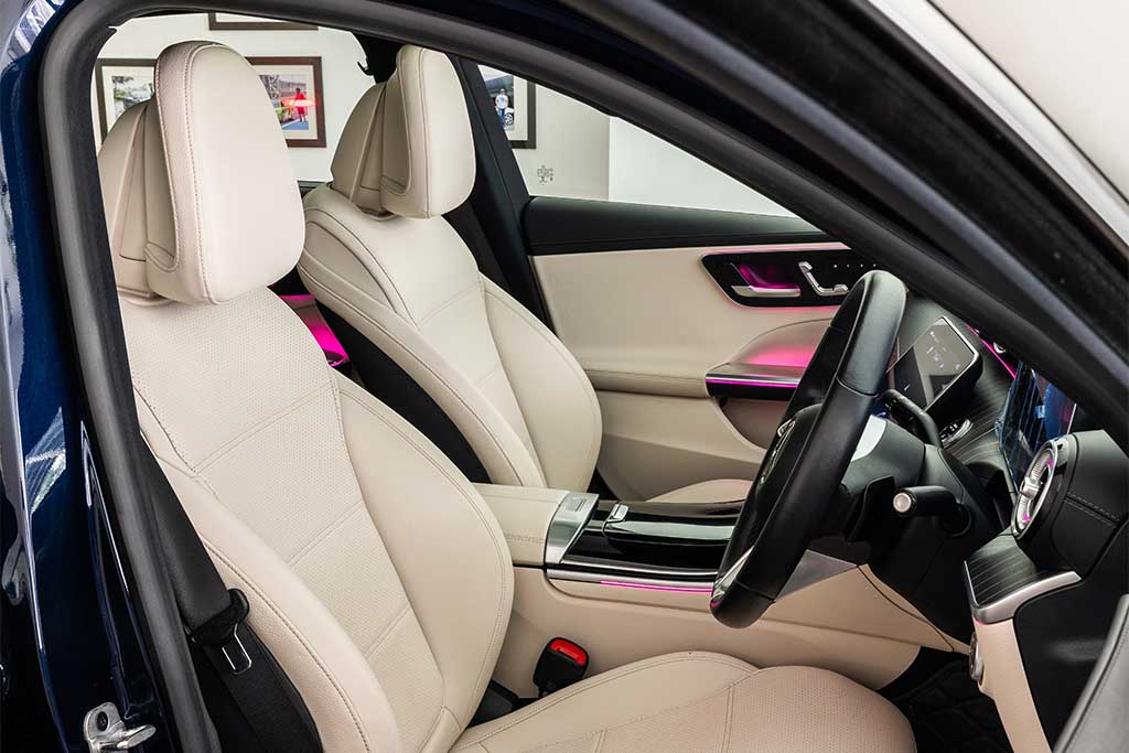 MERCEDES BENZ C200