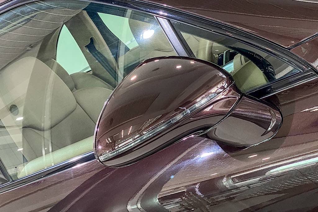 Porsche Cayenne Platinum Edition