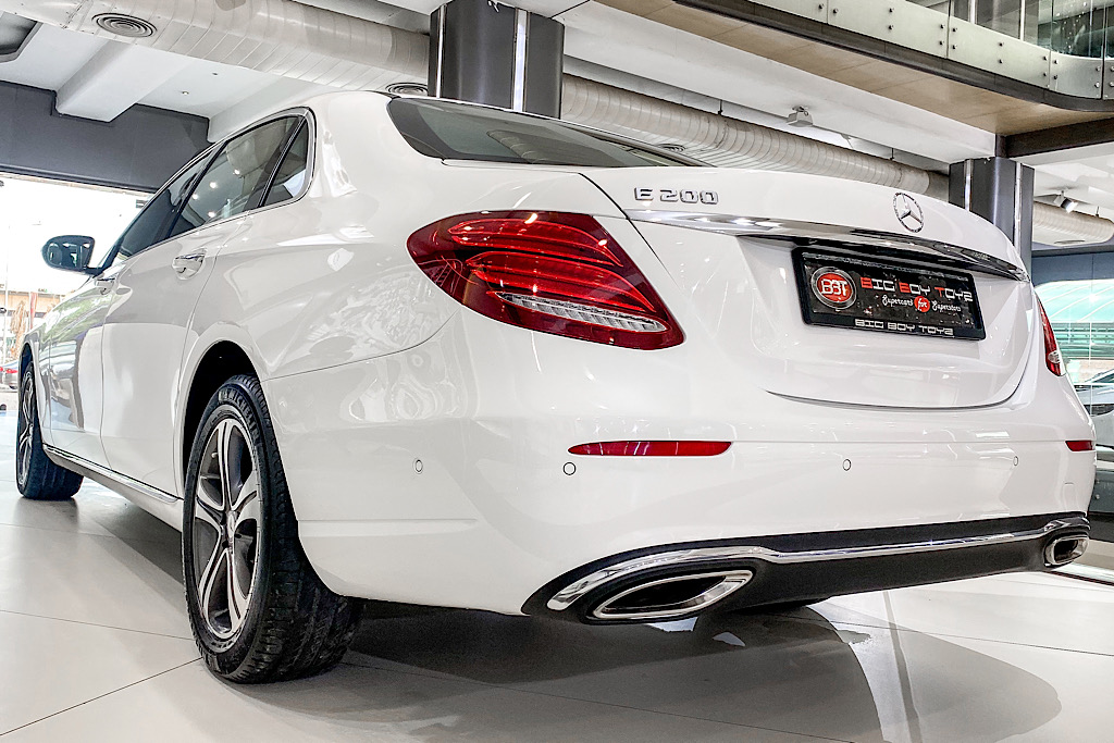 Mercedes Benz E200 Avantgarde