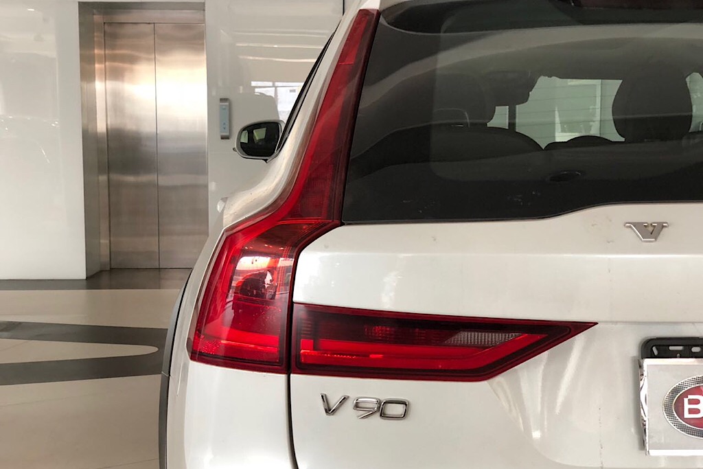 2018 Used Volvo V90 Cross Country Inscription