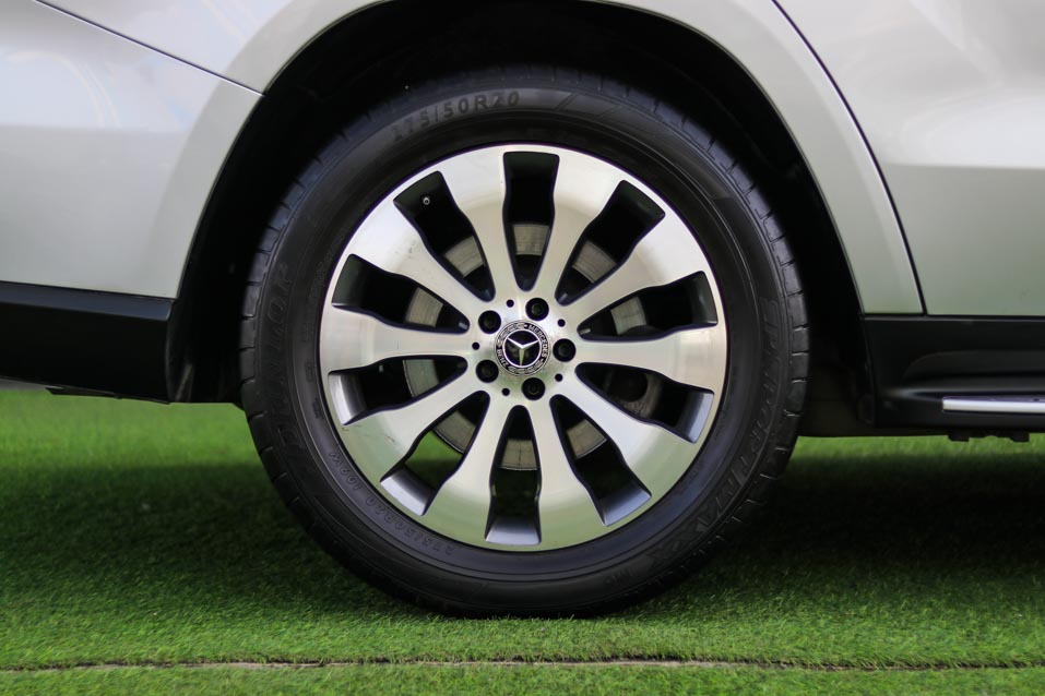 Mercedes Benz GLS 400