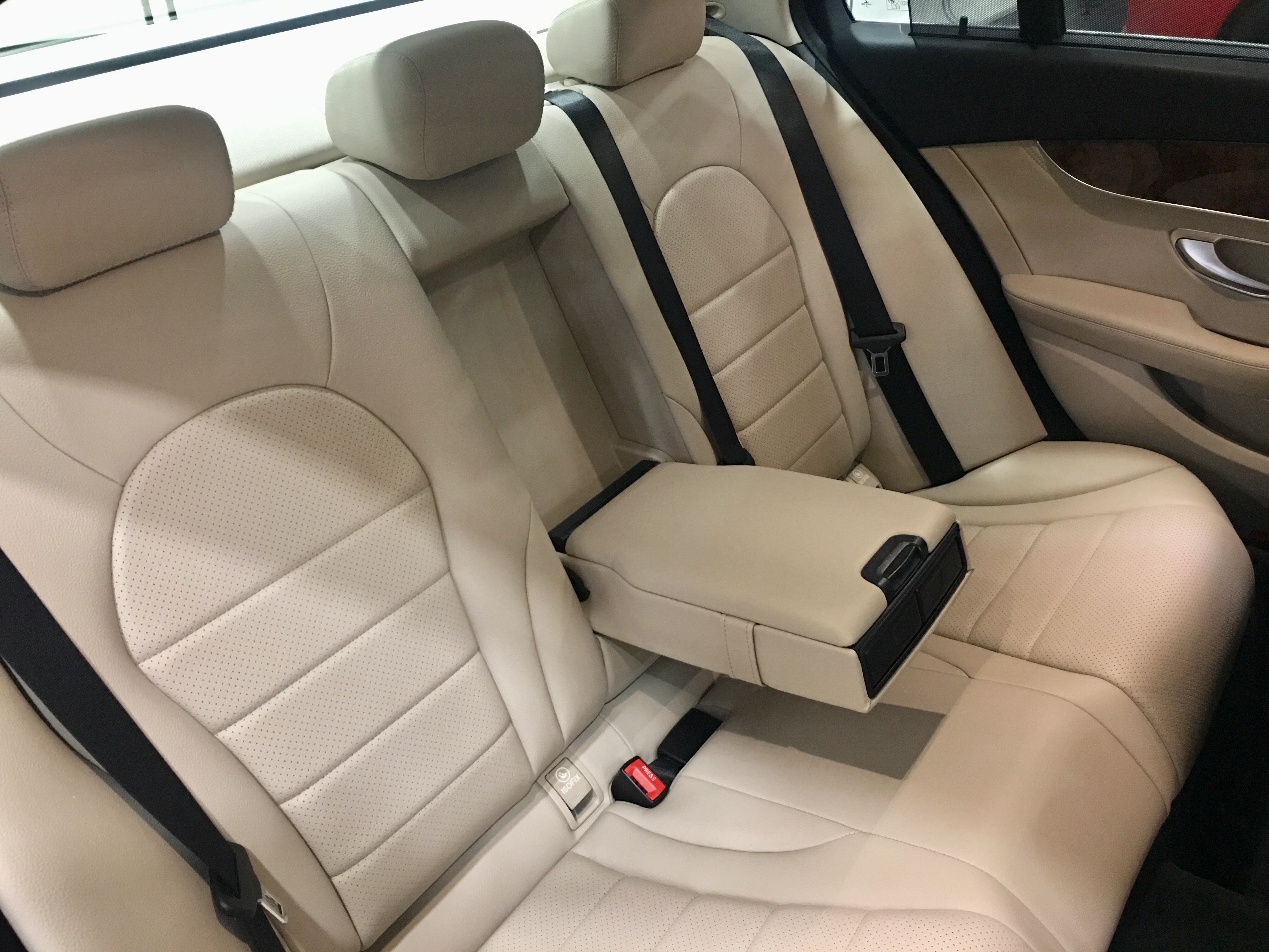 2015 Used Mercedes Benz C220d 'Aventgrade'