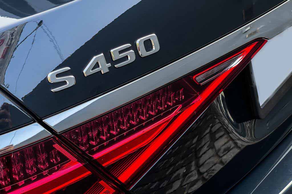 Mercedes-Benz S450 4matic
