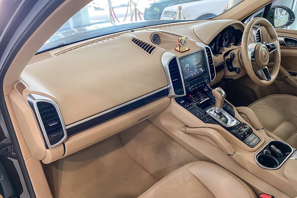 Porsche Cayenne Platinum Edition