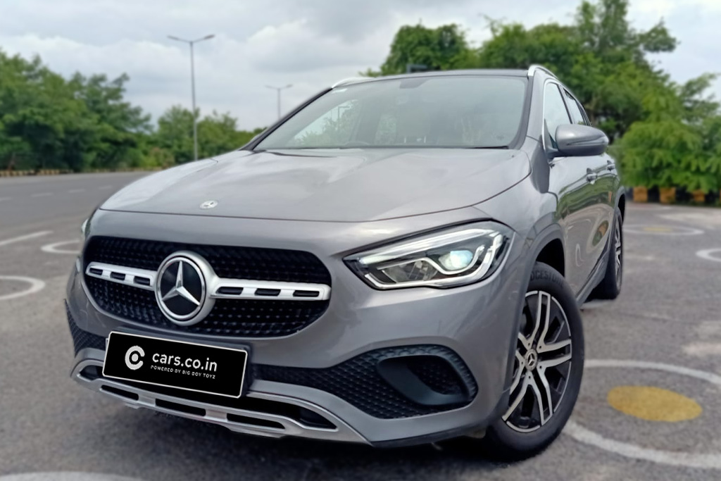 Mercedes Benz GLA 220d Progressive