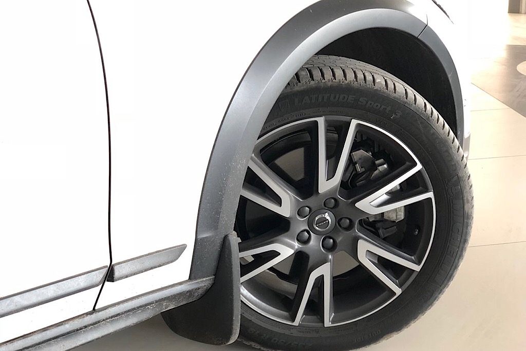 2018 Used Volvo V90 Cross Country Inscription