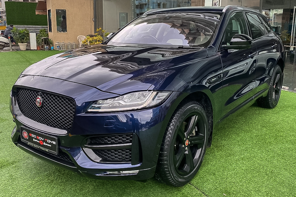 Jaguar F-Pace R sport