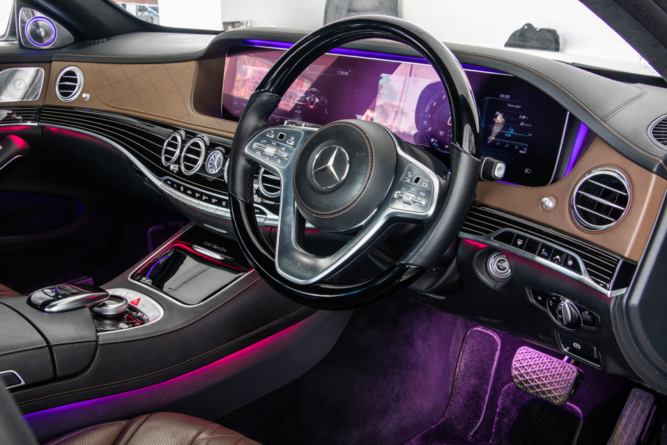 Mercedes Maybach S560