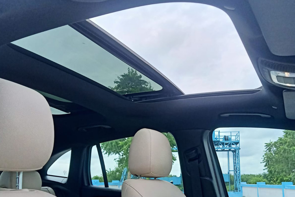 Mercedes Benz GLA 220d Progressive