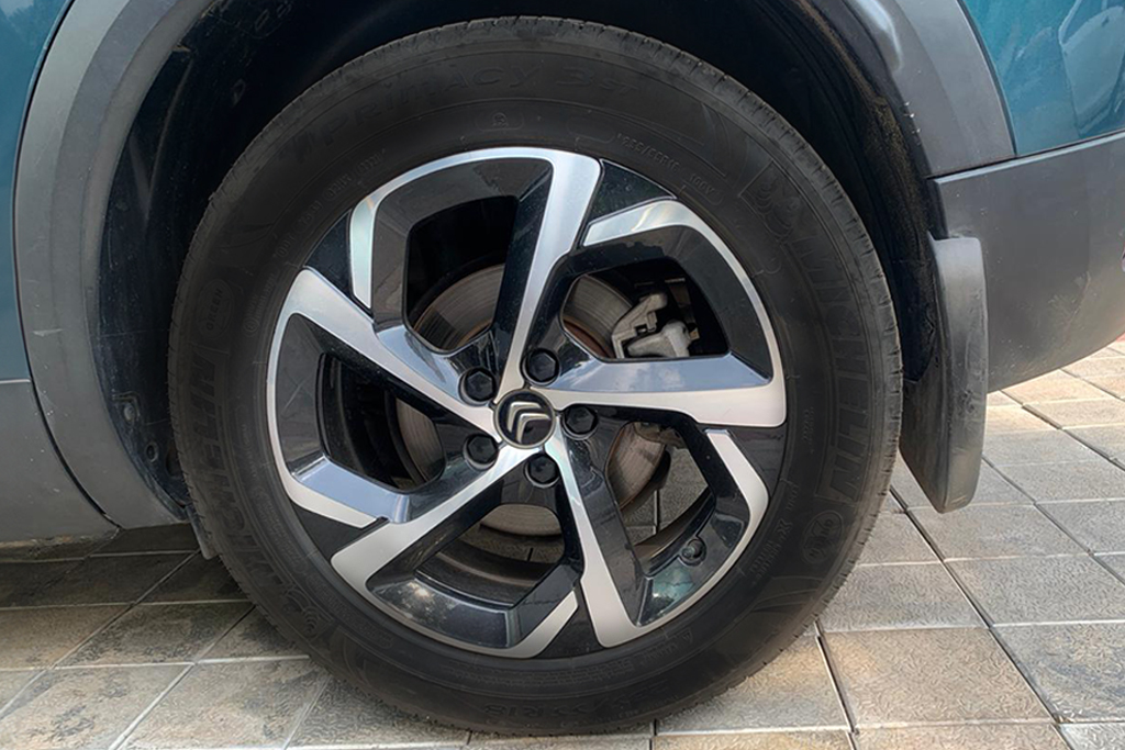 Citroen C5 Aircross Shine Dual Tone