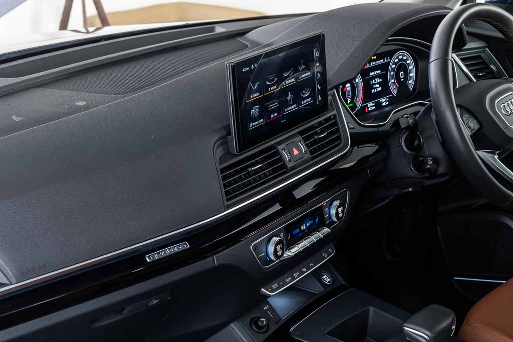 Audi Q5 Technology 45 TFSI