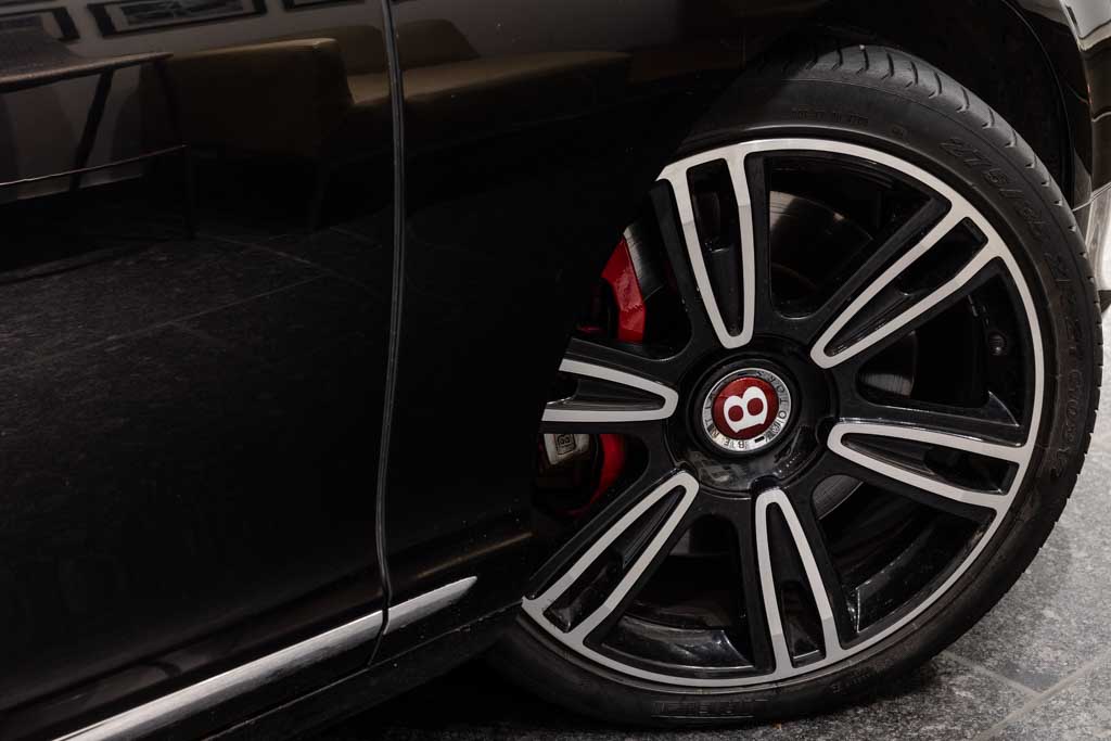 Bentley Continental GTC V8