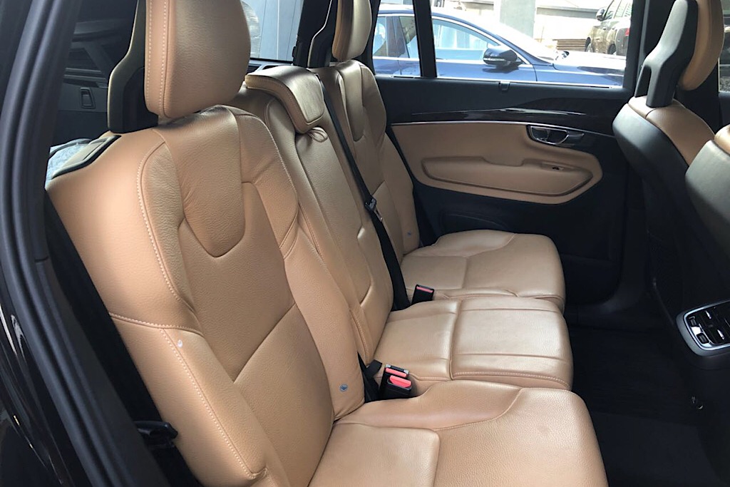 2016 Used Volvo XC90 Momentum
