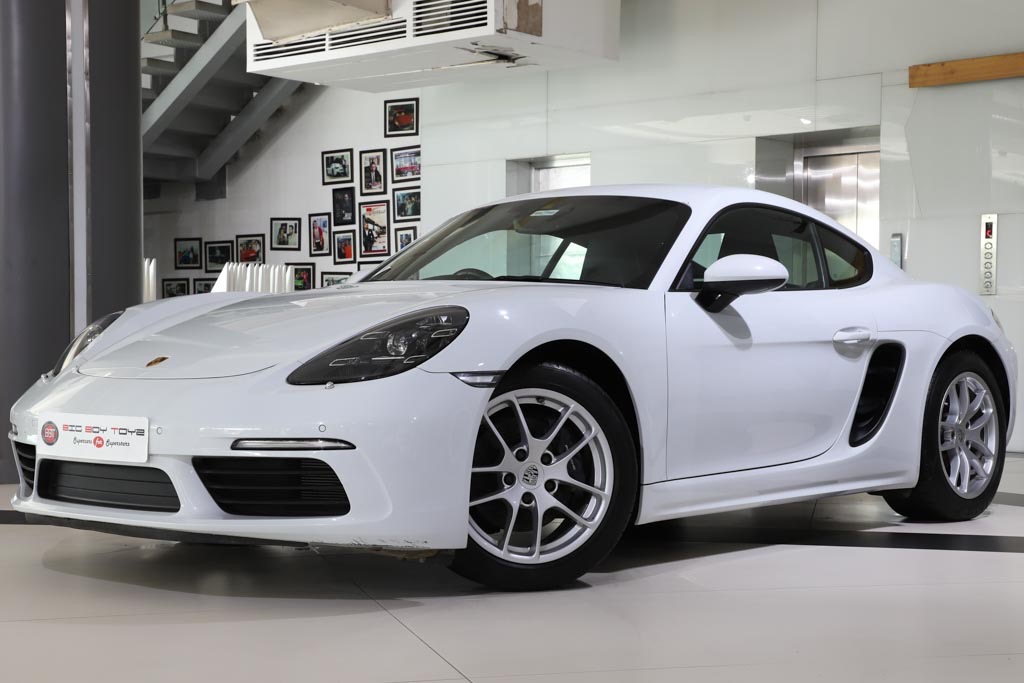 Porsche 718 Cayman
