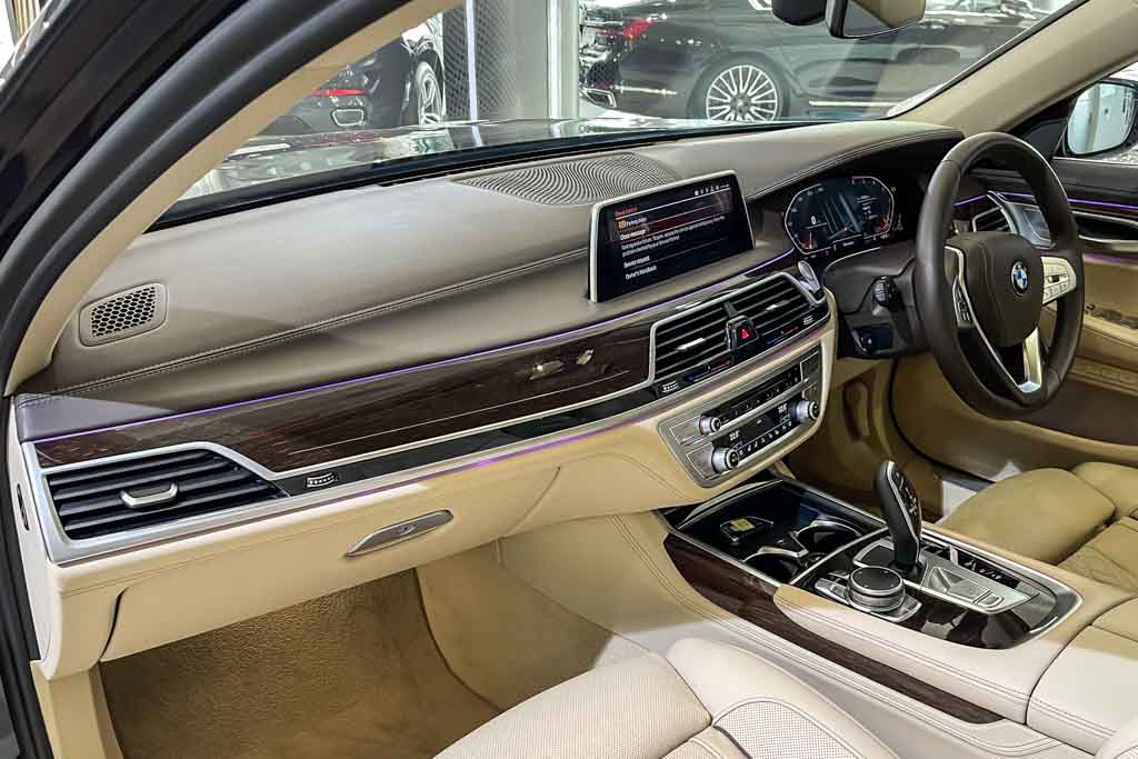 BMW 730Ld DPE Signature