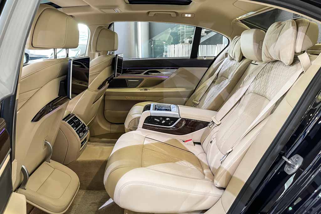 BMW 730Ld DPE Signature