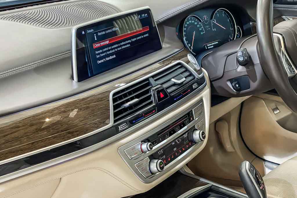 BMW 730Ld DPE Signature