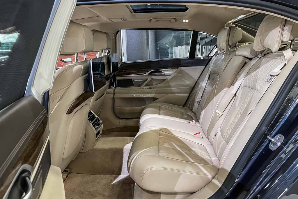 BMW 730Ld DPE Signature