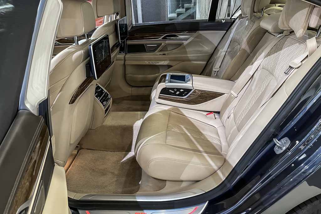 BMW 730Ld DPE Signature