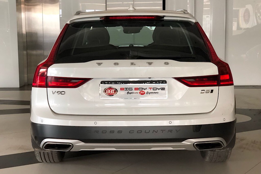 2018 Used Volvo V90 Cross Country Inscription