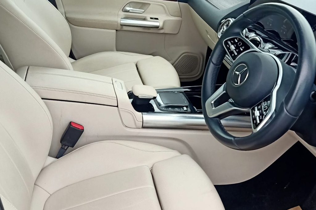 Mercedes Benz GLA 220d Progressive