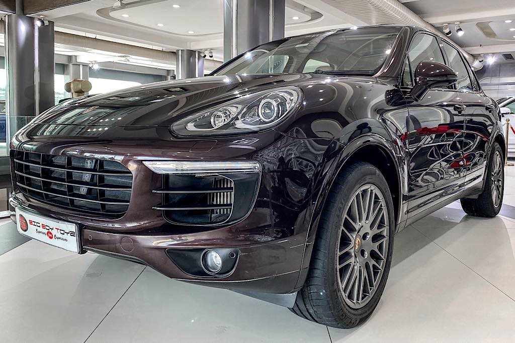 Porsche Cayenne Platinum Edition