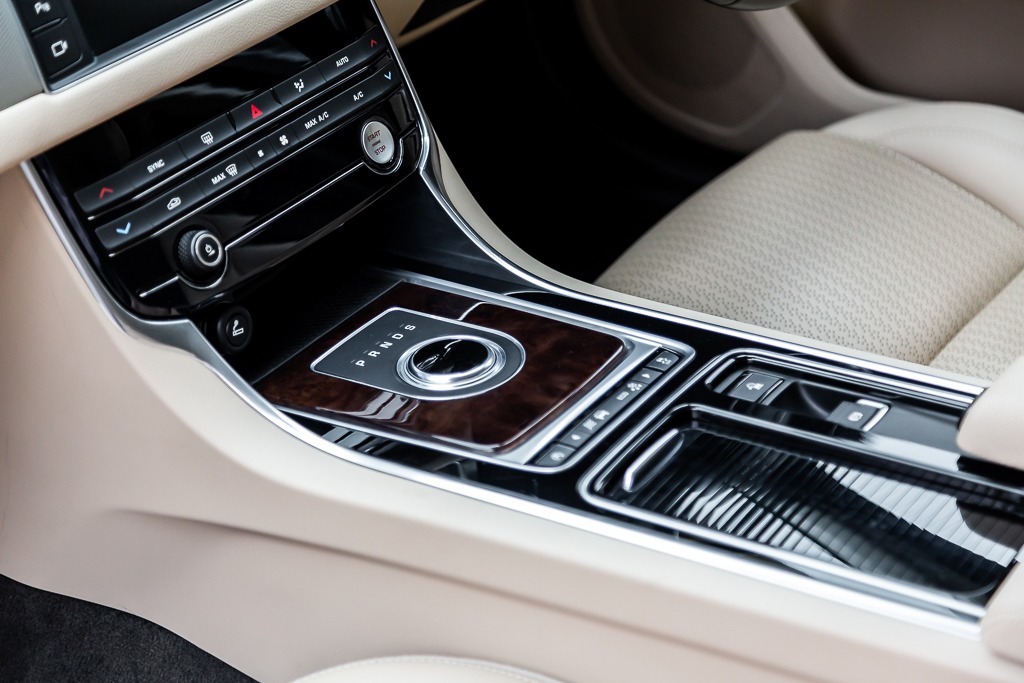 2016 Used Jaguar XF Prestige