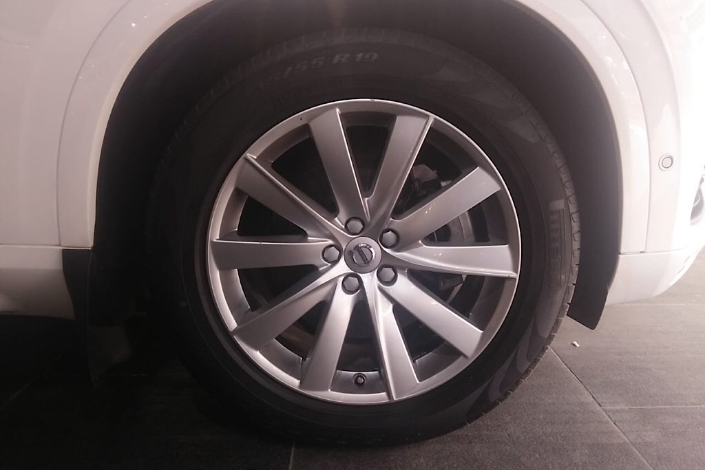 2017 Used Volvo XC90 Momentum