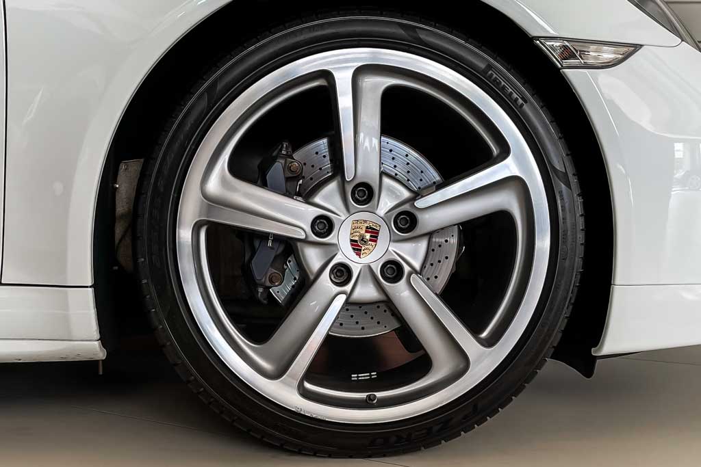 2015 Used Porsche 911 Carrera 4 'Manual'