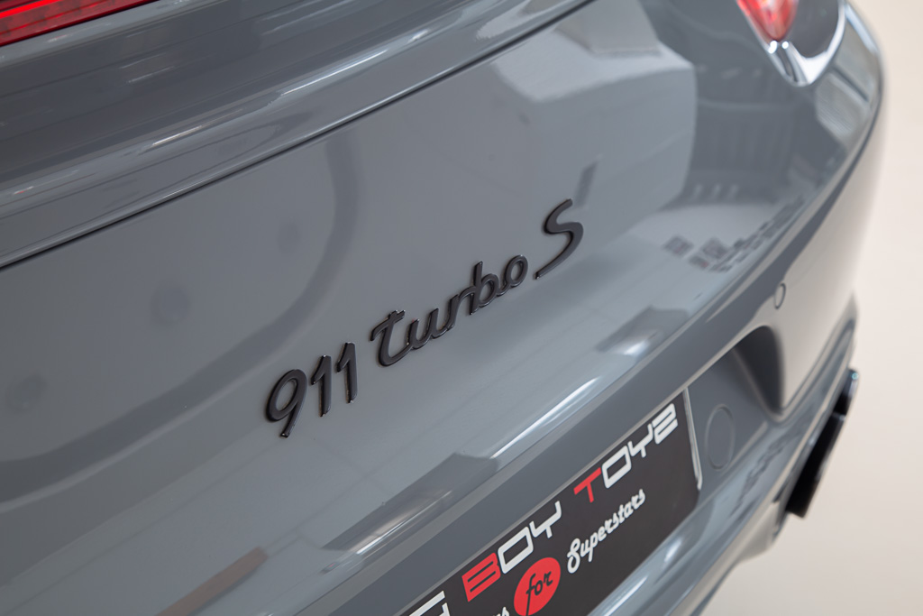 Porsche 911 Turbo S
