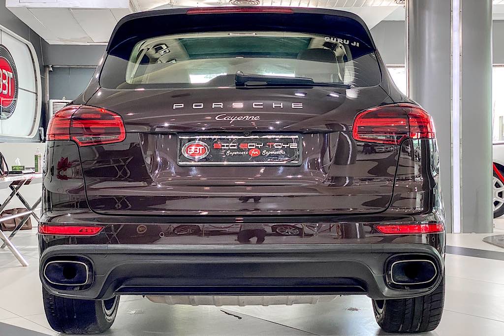 Porsche Cayenne Platinum Edition