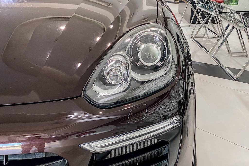 Porsche Cayenne Platinum Edition